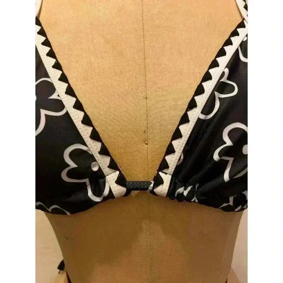 BIKINX Ditsy Floral Adjustable Straps Swimsuit Bikini Top Black White NWT Size L - Picture 4 of 12